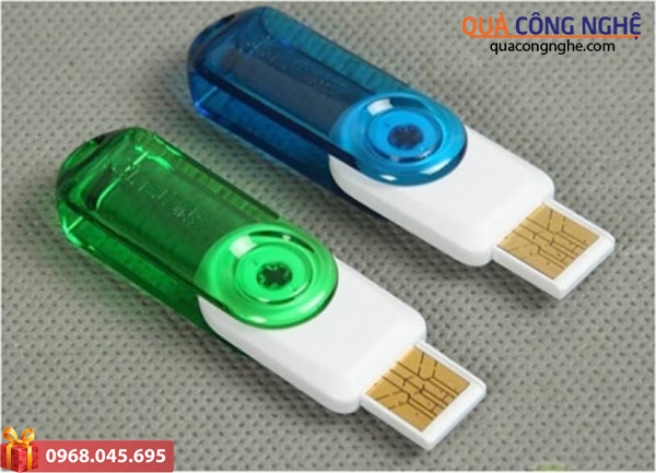 USB nhựa kiểu xoay